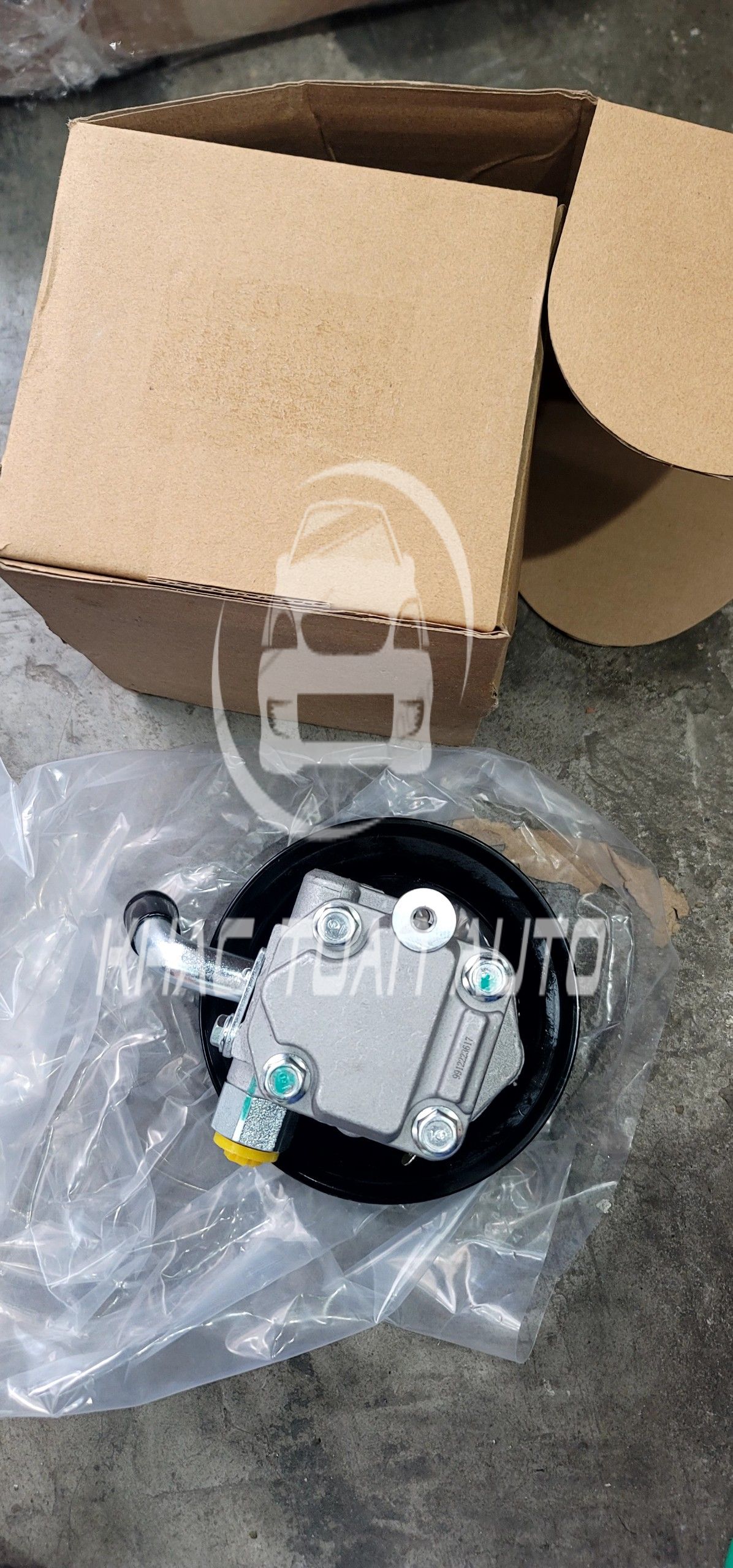 BƠM TRỢ LỰC MITSUBISHI ZINGER