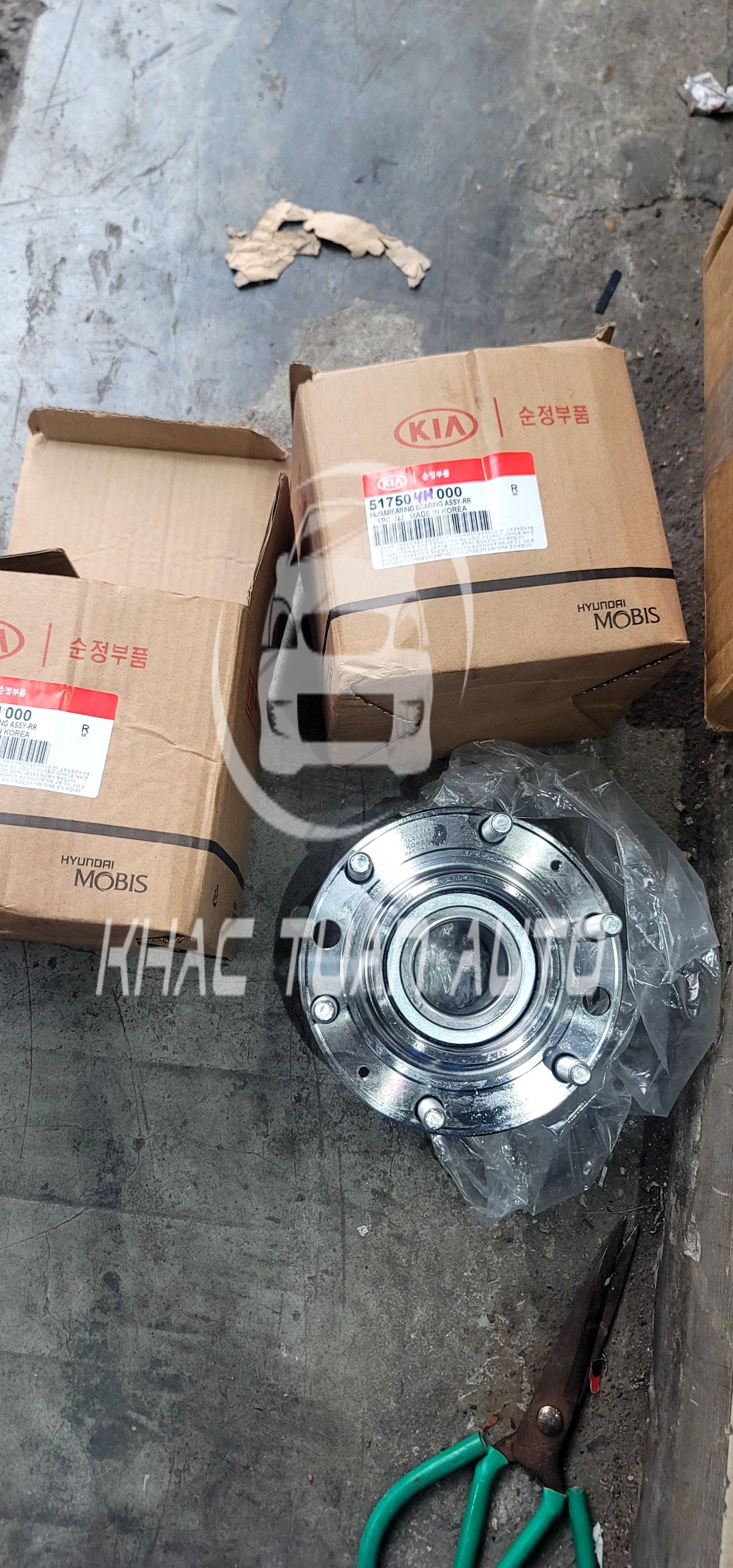 BI MAY Ơ TRƯỚC HUYNDAI STAREX 517504H000