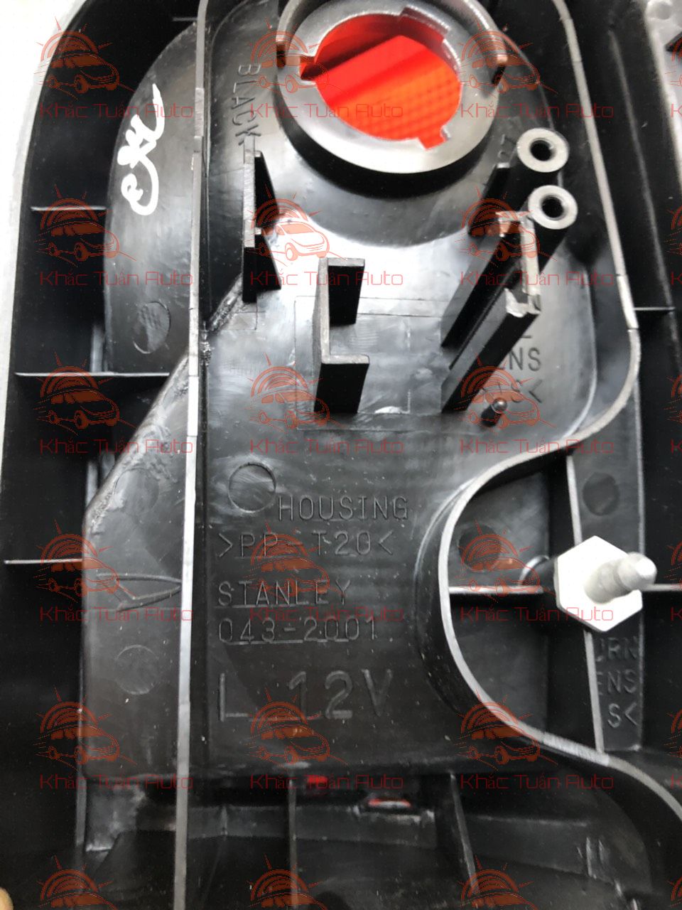 Đèn hậu daihatsu citivan