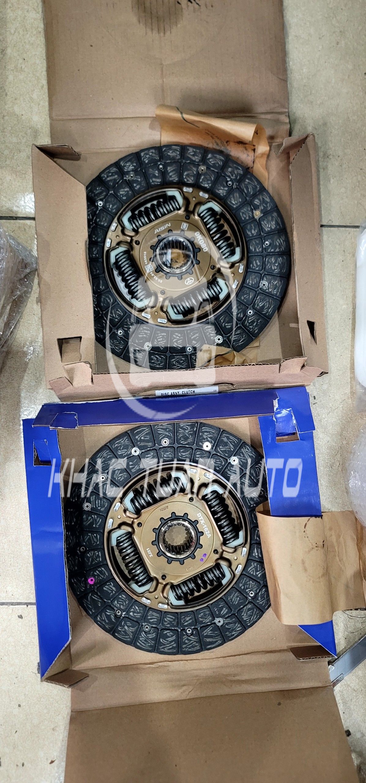 LÁ CÔN TOYOTA INOVA